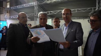 بازدید معاون پژوهشی وزیر علوم و رئیس دانشگاه شیراز از نمایشگاه دستاوردهای پژوهشی استان فارس